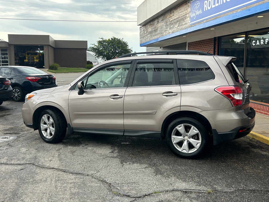 2015 Subaru Forester Image 8