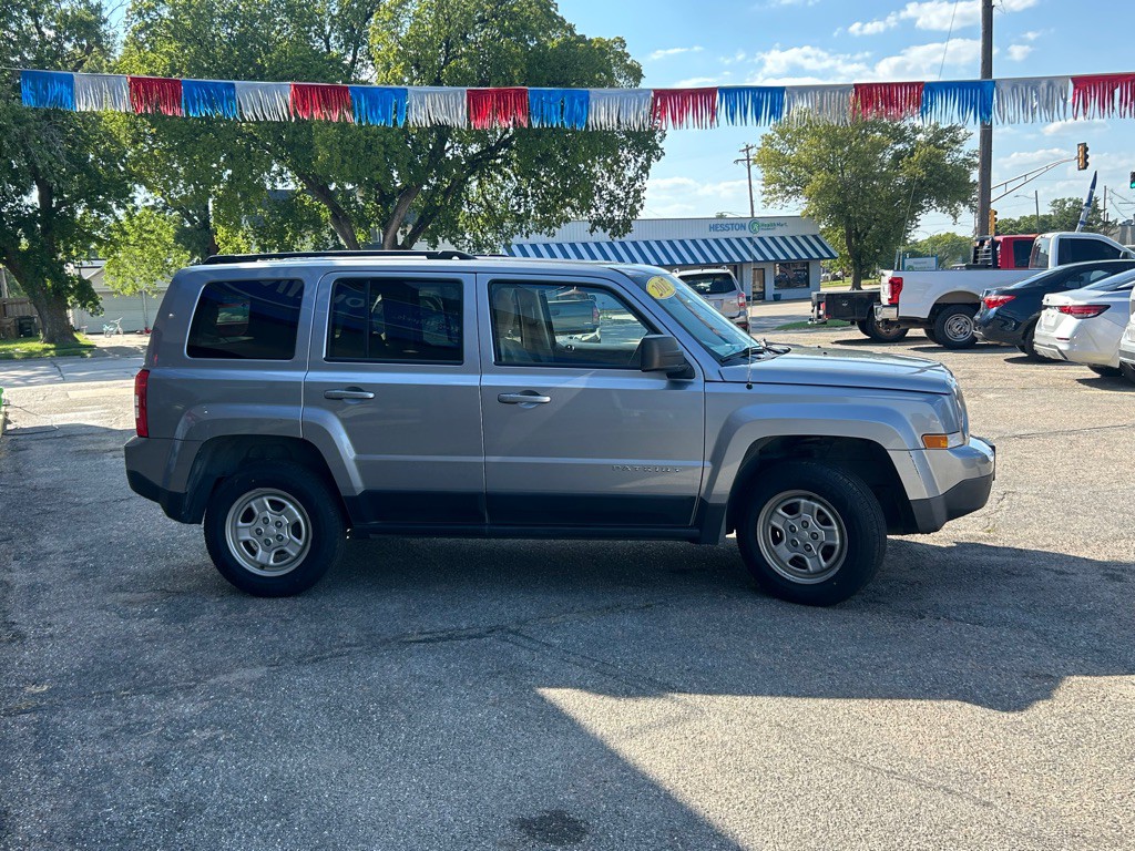2017 Jeep Patriot Image 6