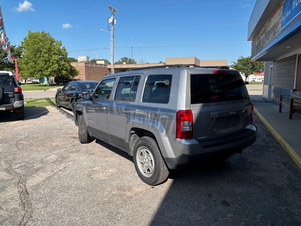 2017 Jeep Patriot Image 7