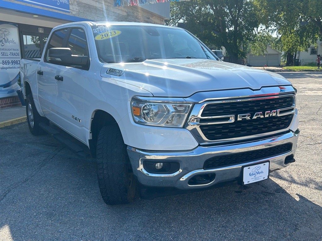 2023 RAM 1500 Image 8