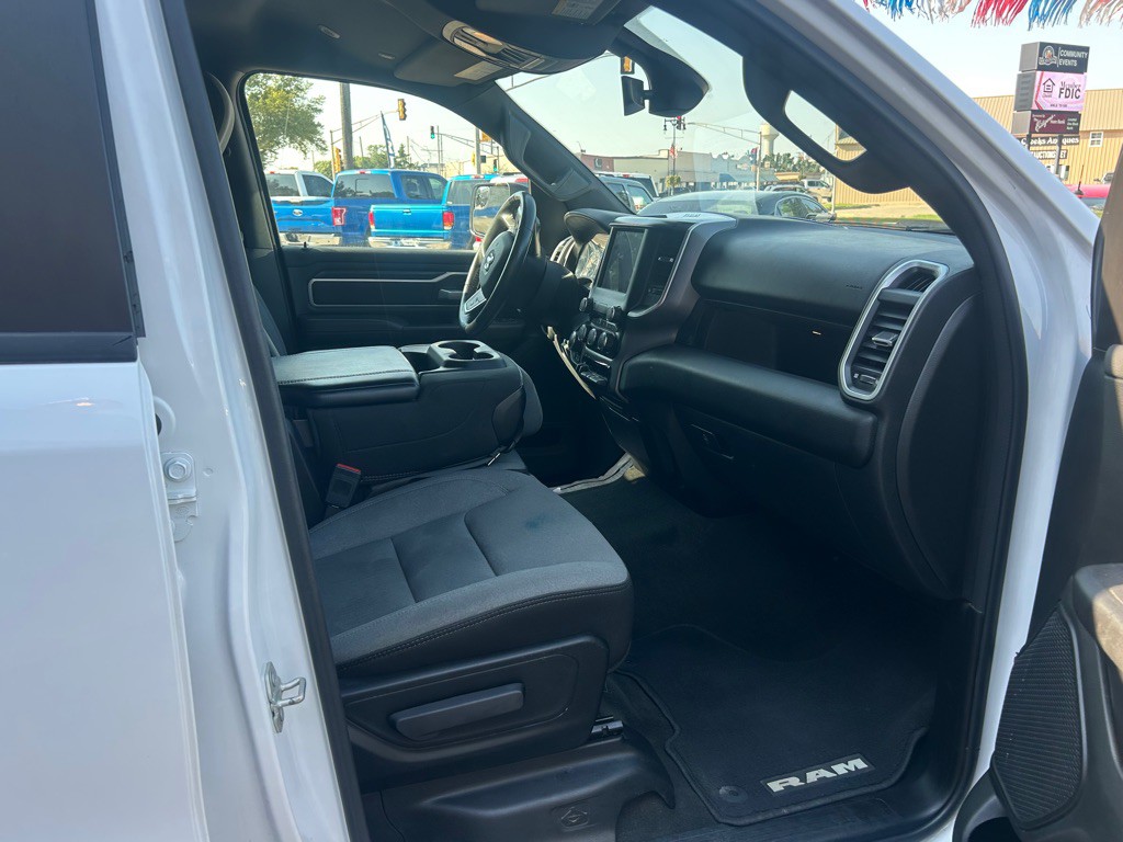 2023 RAM 1500 Image 15