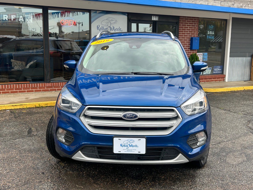 2019 Ford Escape Image 2