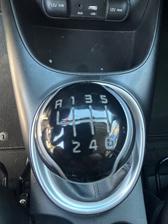 2015 Kia Soul Image 13