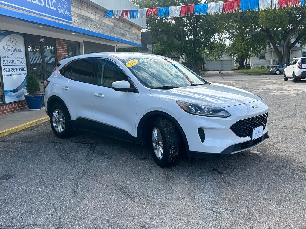 2021 Ford Escape Image 3