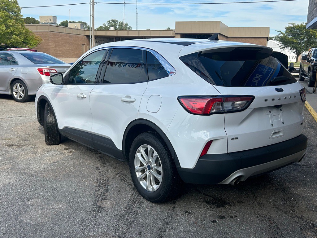2021 Ford Escape Image 5