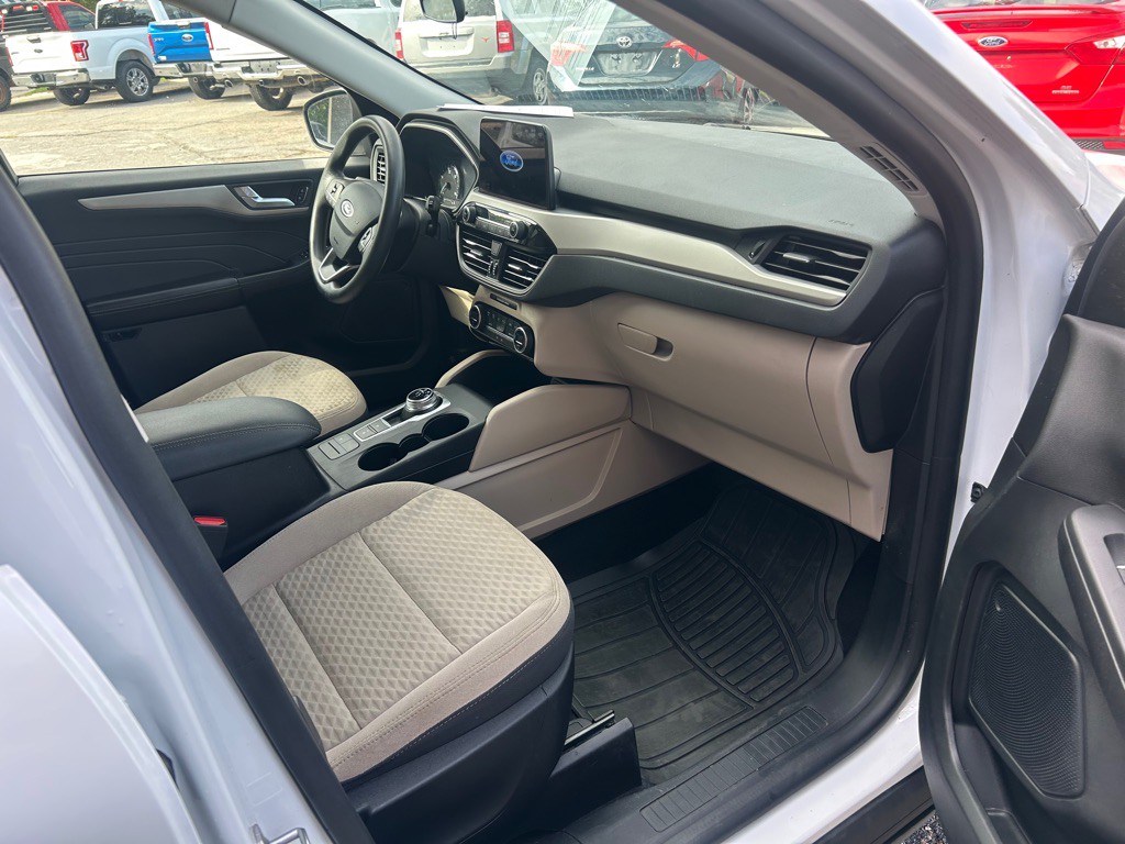 2021 Ford Escape Image 11