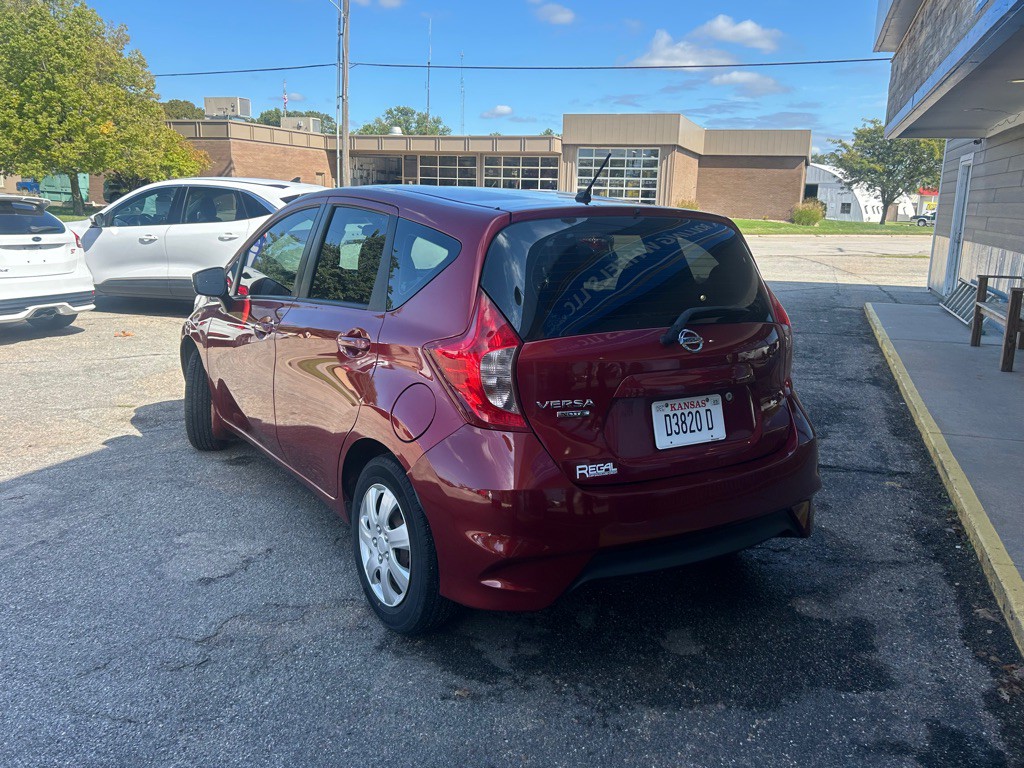 2018 Nissan Versa Image 7
