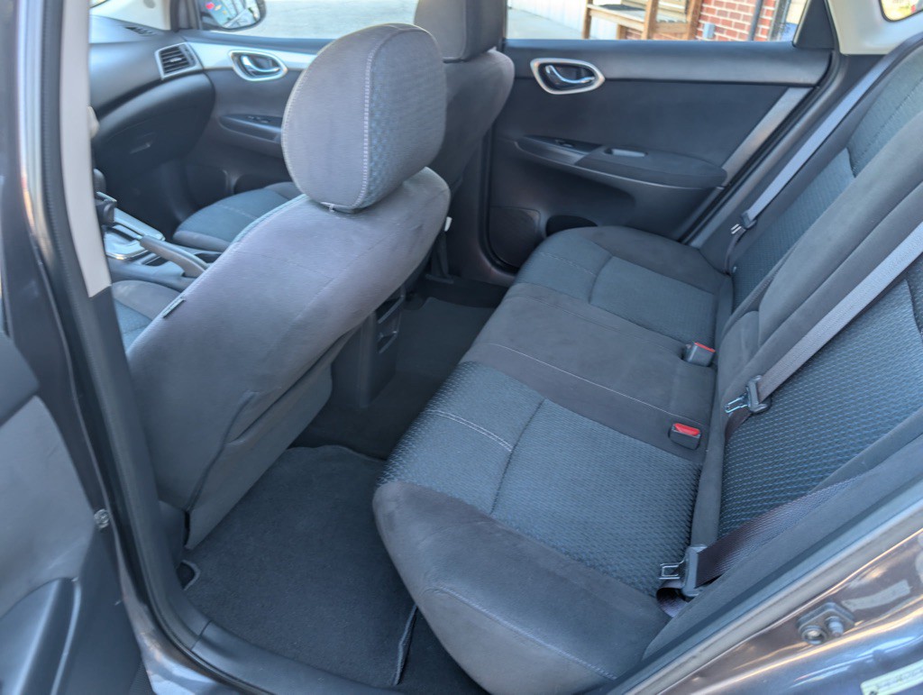 2013 Nissan Sentra Image 9