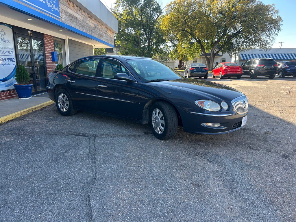 2008 Buick Lacrosse Image 3