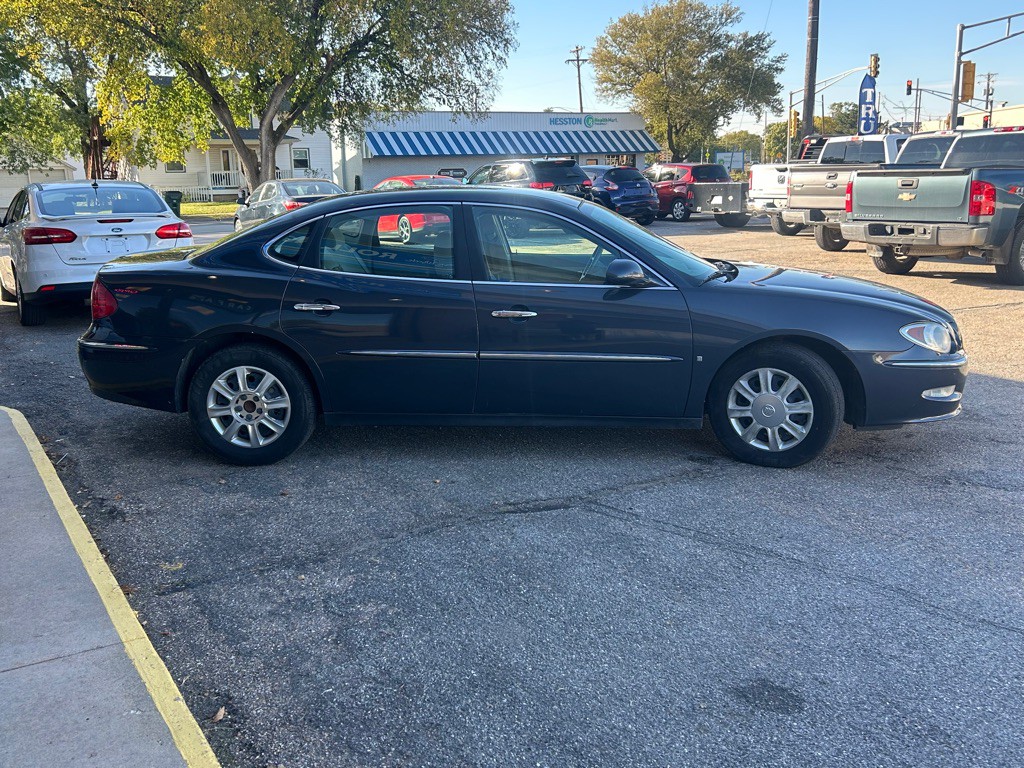 2008 Buick Lacrosse Image 4