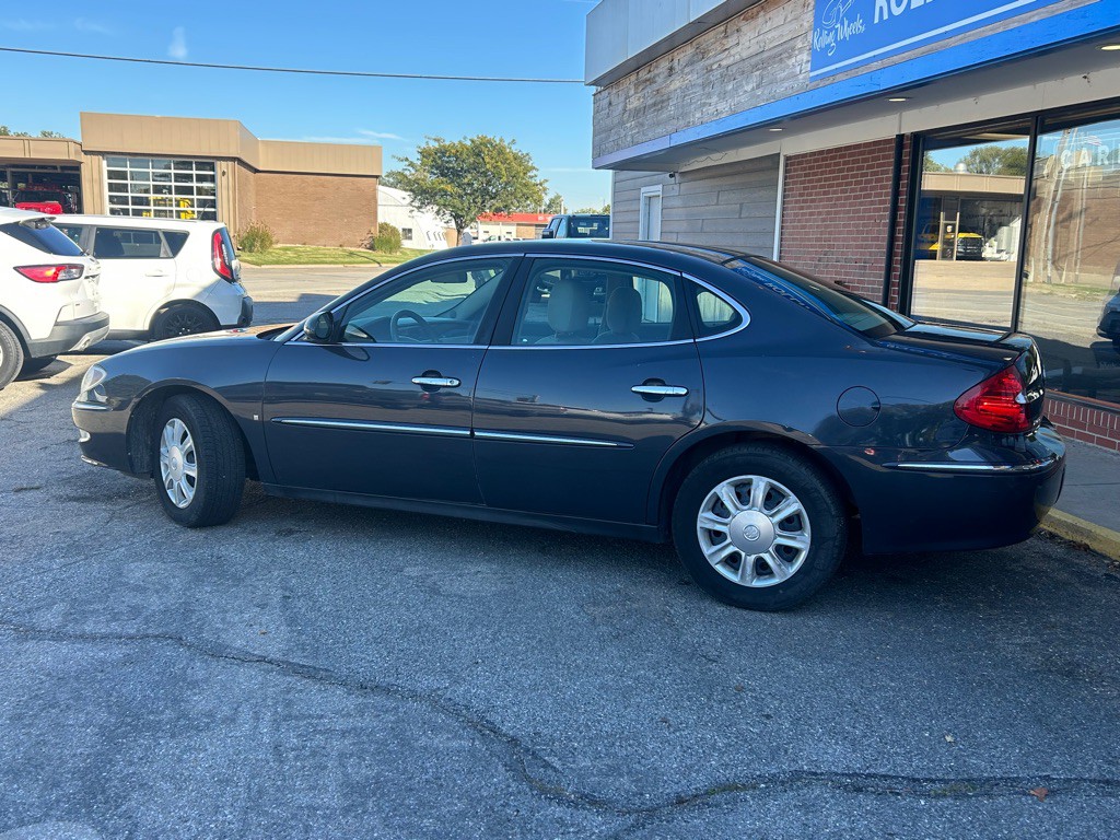 2008 Buick Lacrosse Image 8