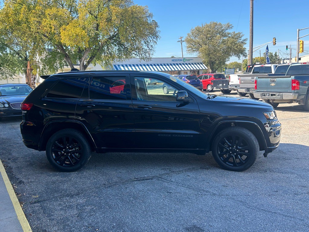 2019 Jeep Grand Cherokee Image 4