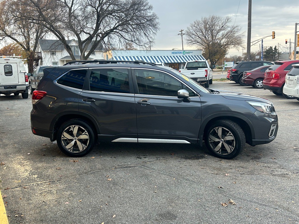 2020 Subaru Forester Image 4
