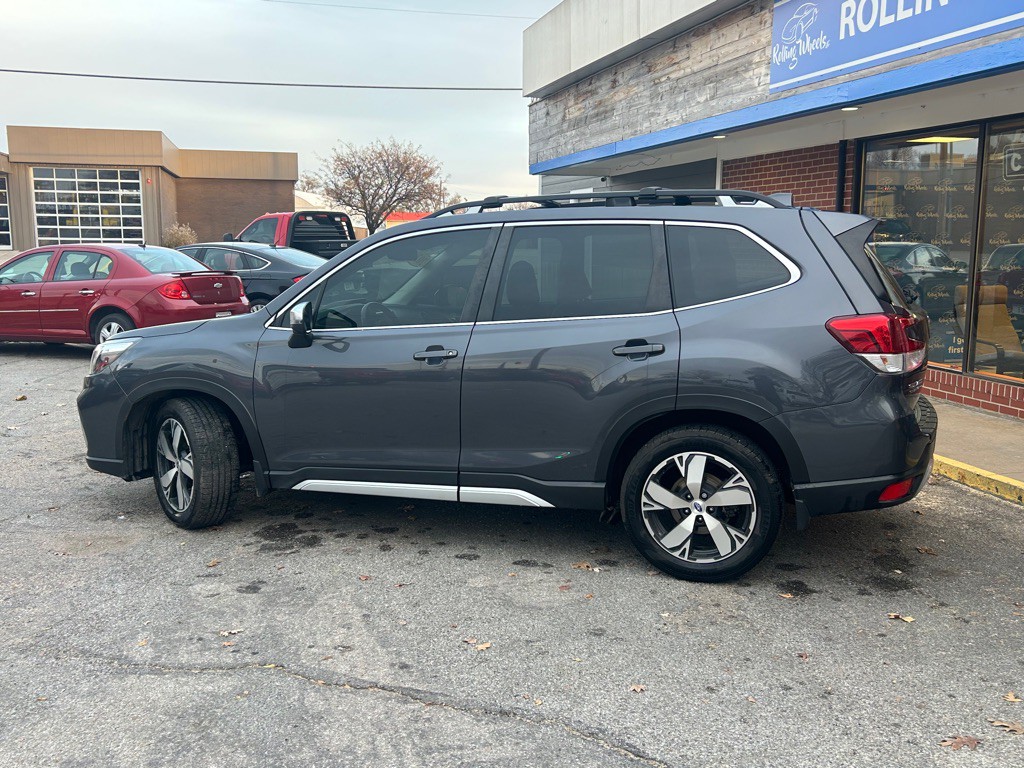 2020 Subaru Forester Image 8