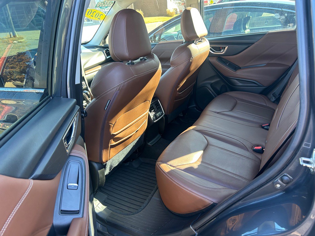 2020 Subaru Forester Image 11