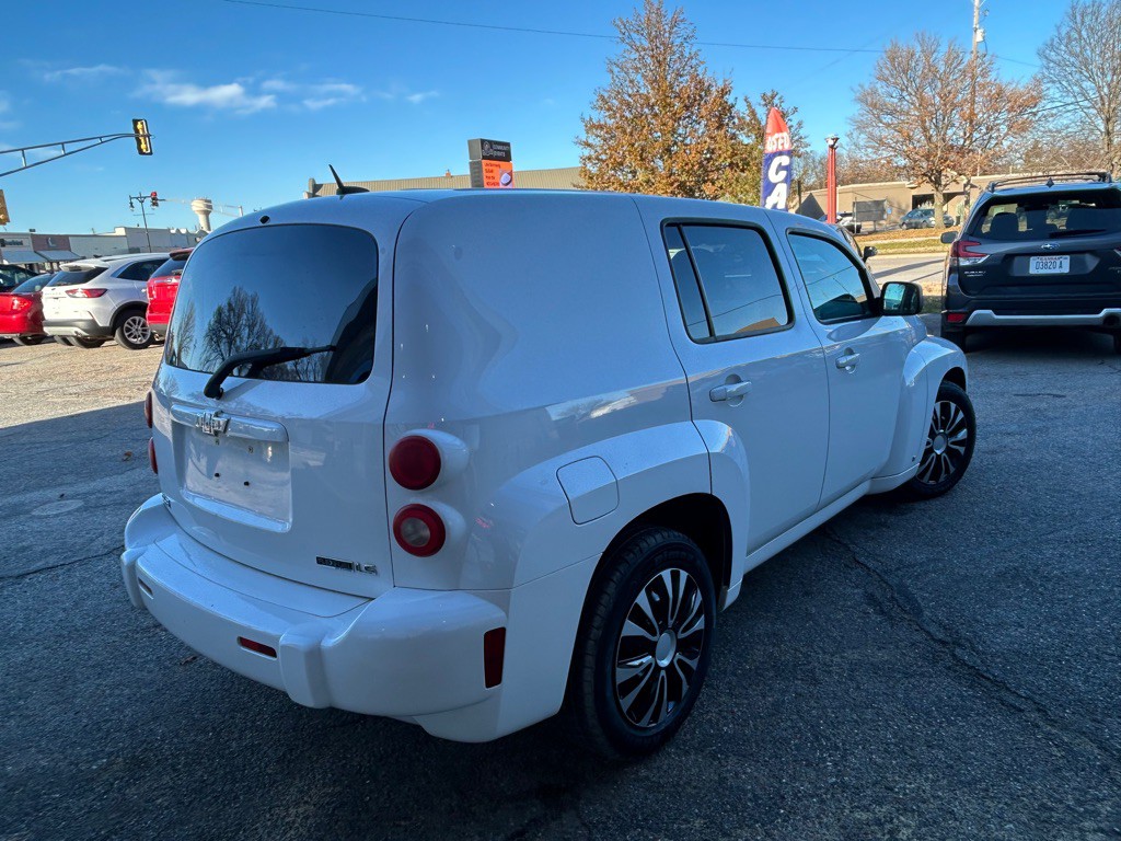 2009 Chevrolet HHR Image 5