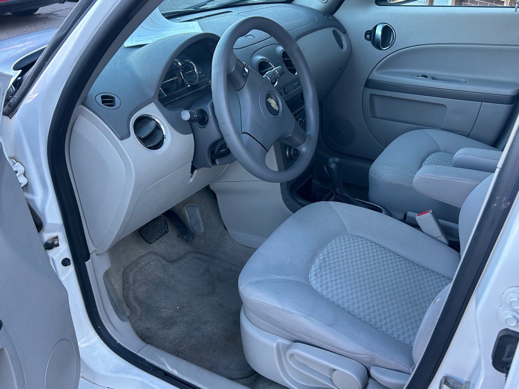 2009 Chevrolet HHR Image 10