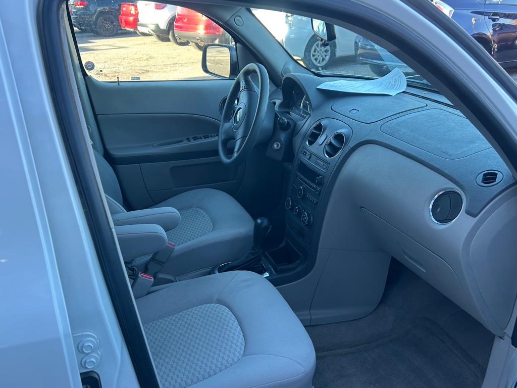 2009 Chevrolet HHR Image 13