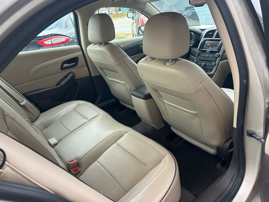 2014 Chevrolet Malibu Image 13