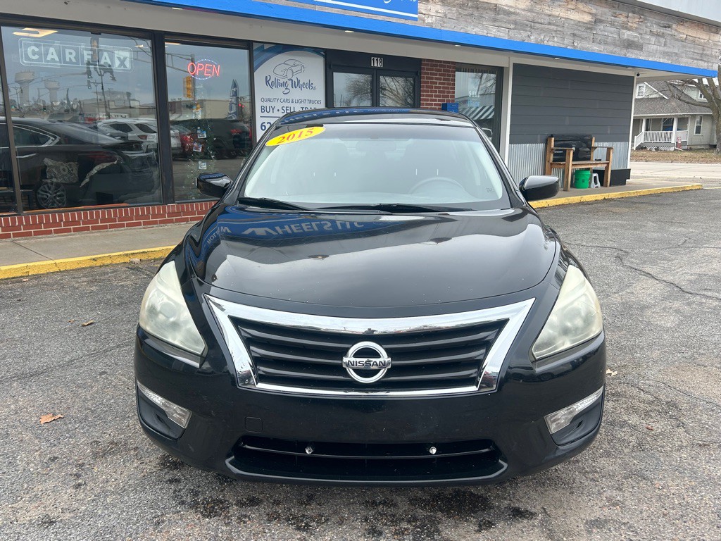 2015 Nissan Altima Image 2