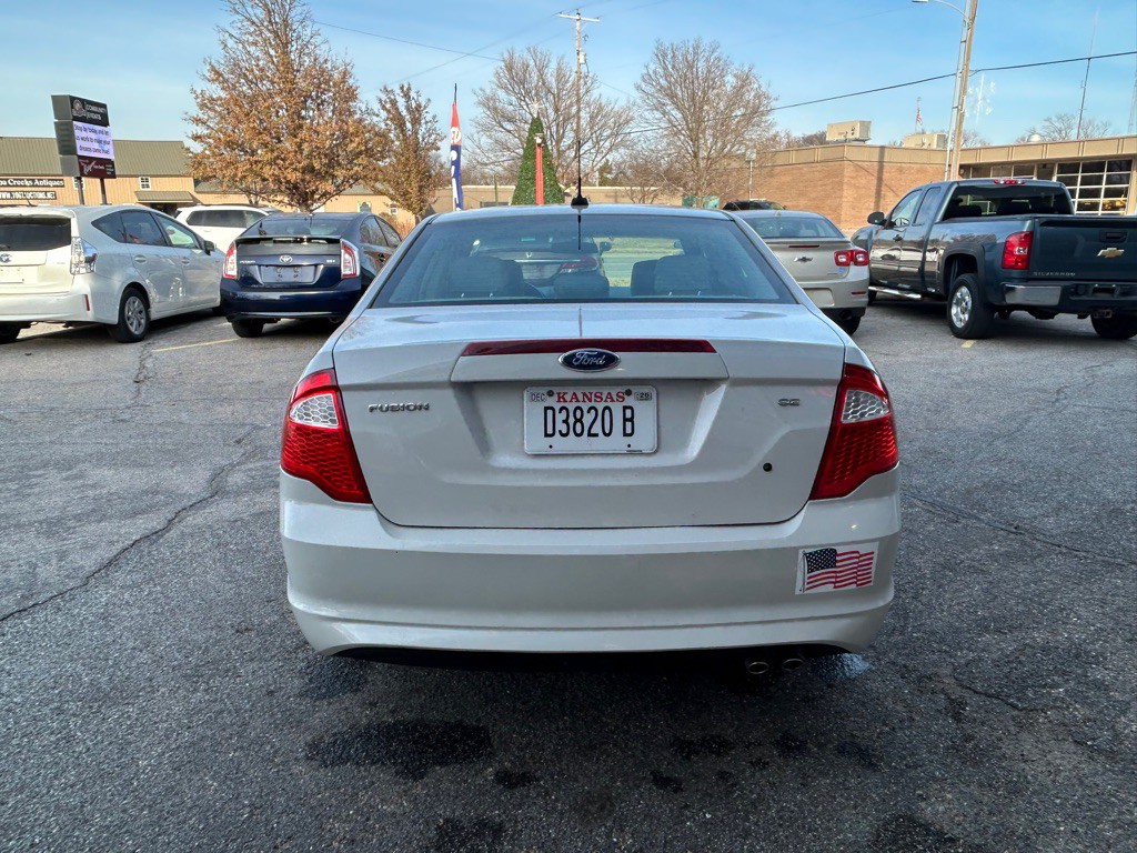 2012 Ford Fusion Image 4
