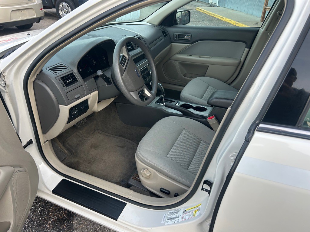 2012 Ford Fusion Image 10