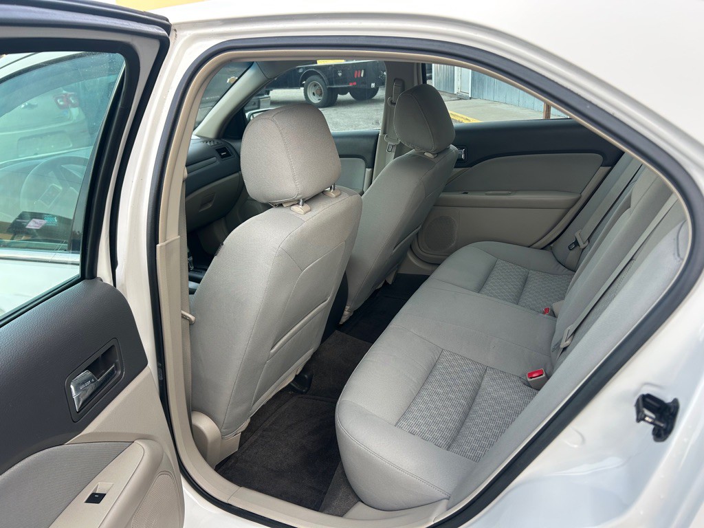 2012 Ford Fusion Image 13