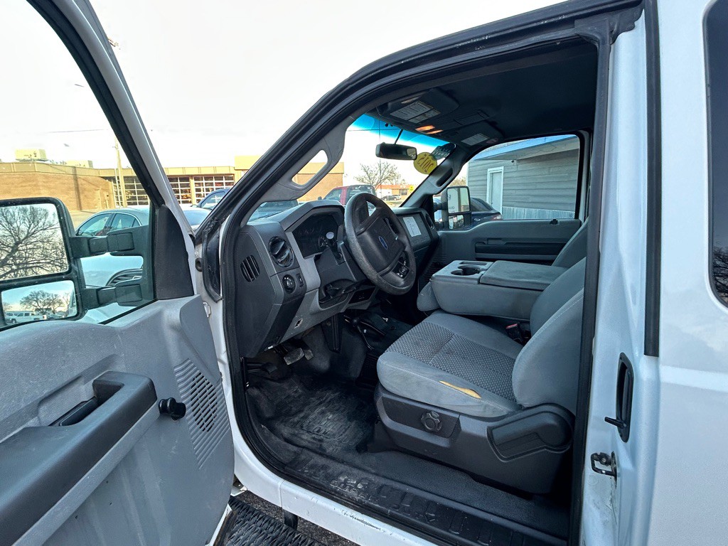2015 Ford F-250 Image 8