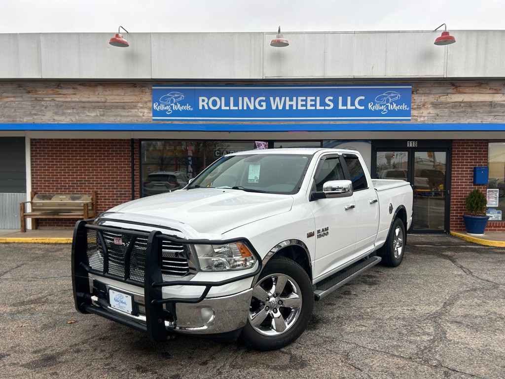 2014 RAM 1500 Image 1