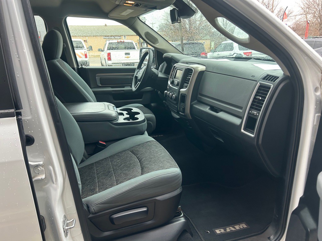 2014 RAM 1500 Image 12