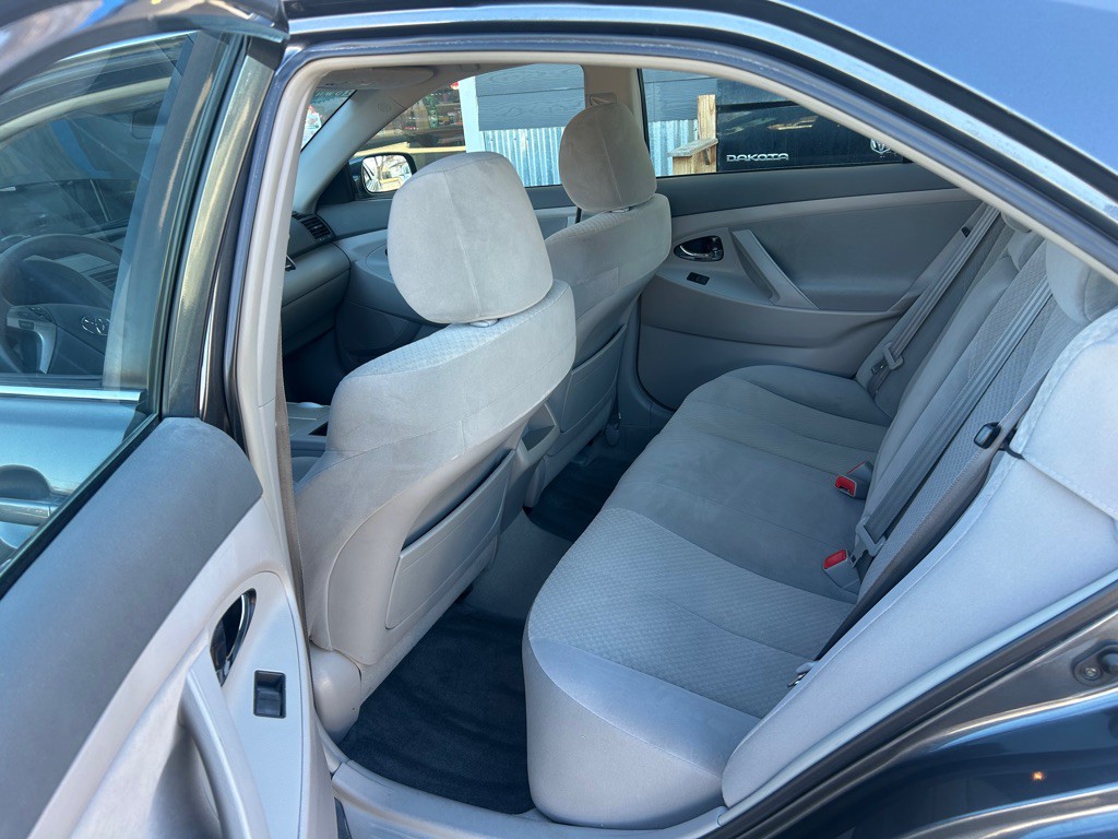 2009 Toyota Camry Image 11