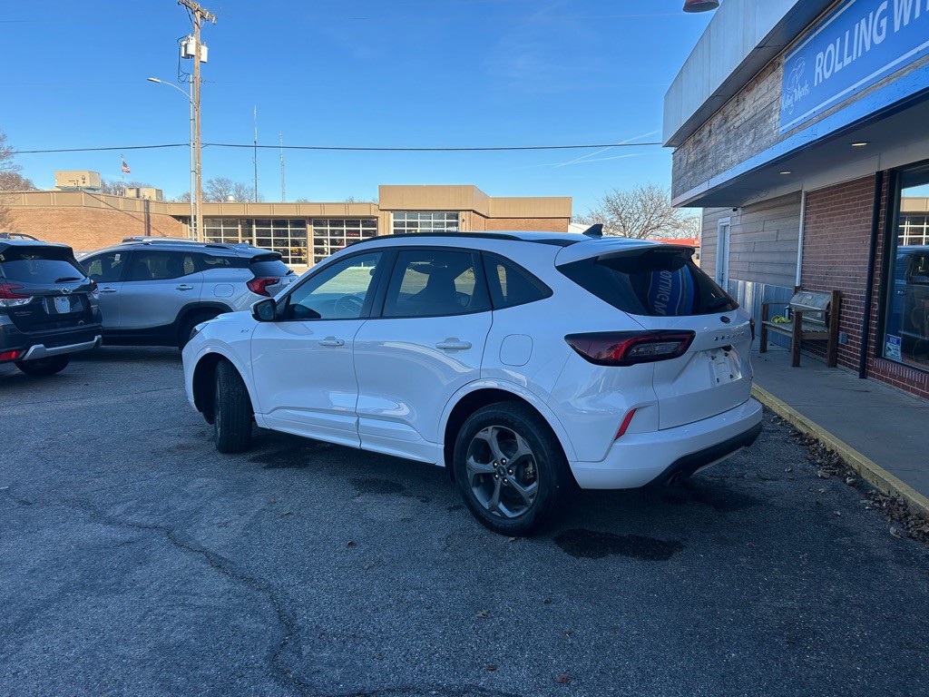 2023 Ford Escape Image 6