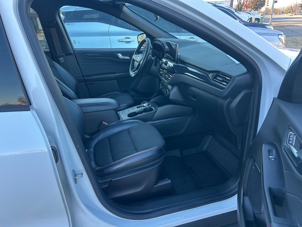 2023 Ford Escape Image 13