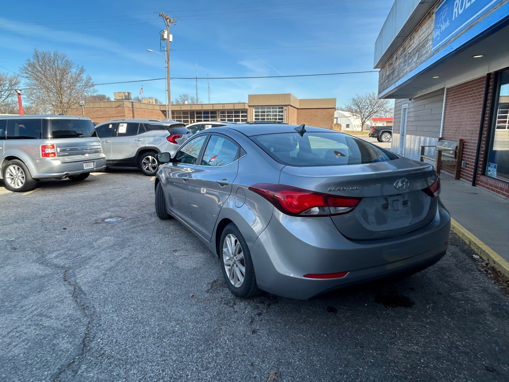 2015 Hyundai Elantra Image 7