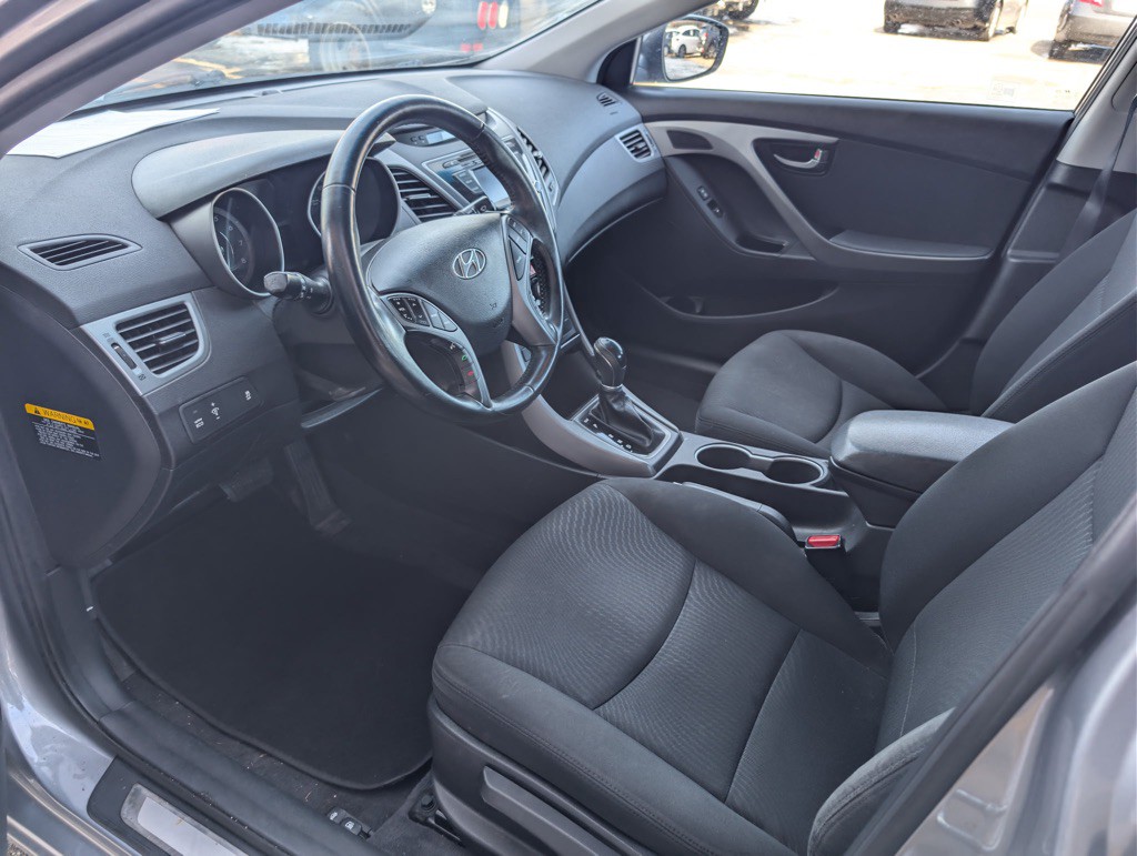 2015 Hyundai Elantra Image 10