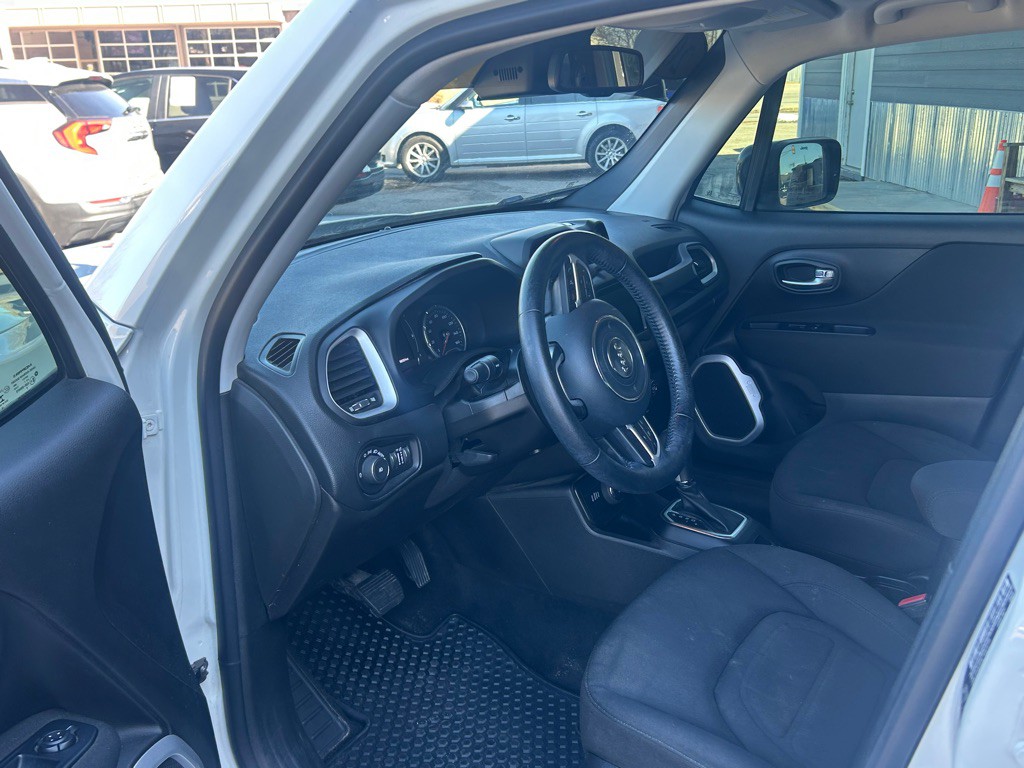 2019 Jeep Renegade Image 10