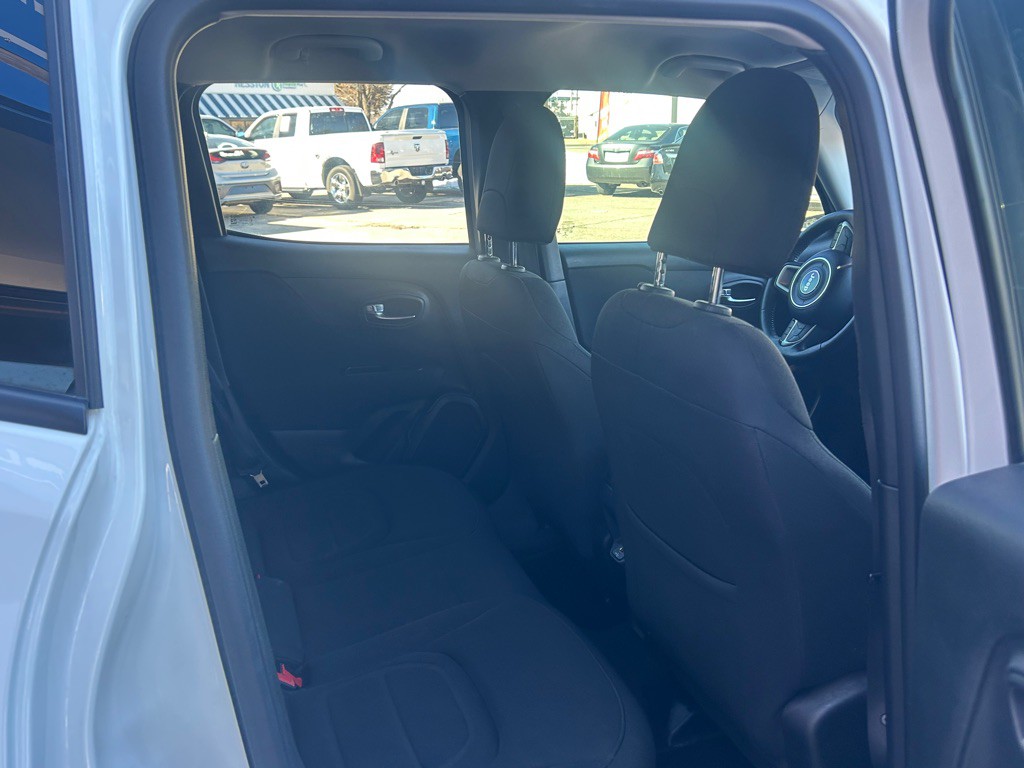 2019 Jeep Renegade Image 12