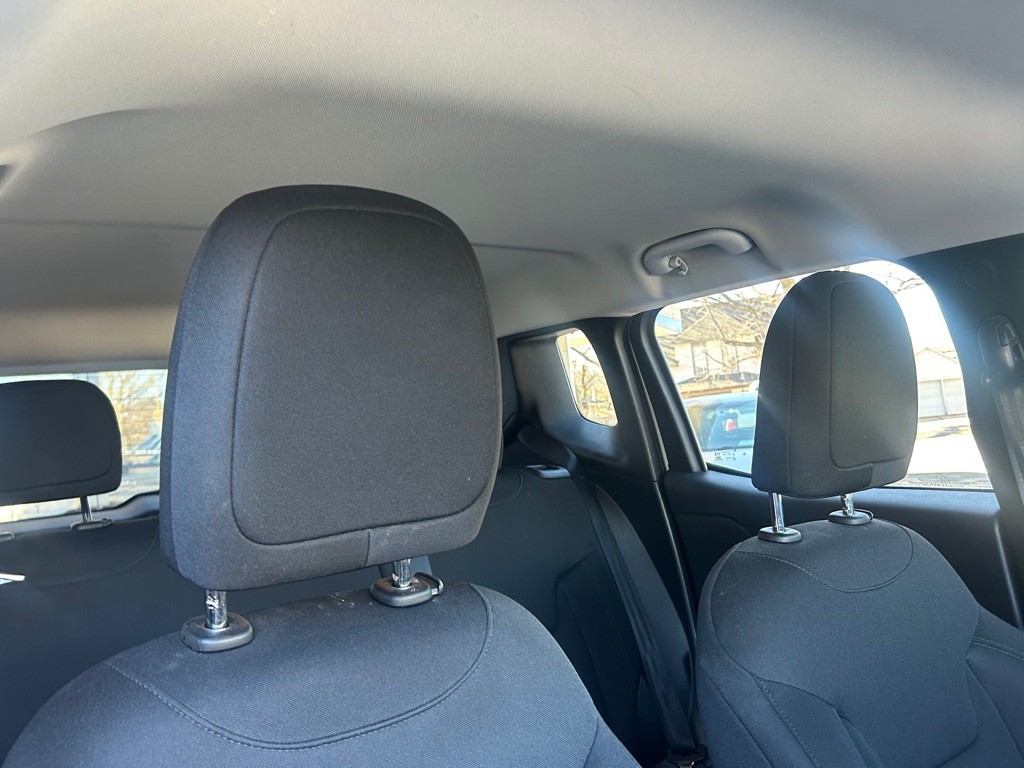 2019 Jeep Renegade Image 14