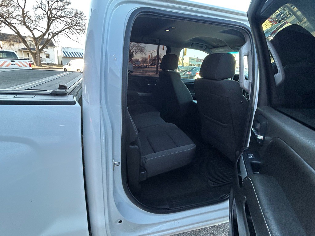 2018 Chevrolet Silverado 1500 Image 11