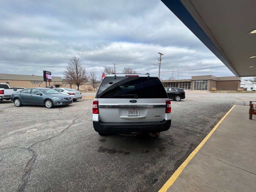 2016 Ford Expedition Image 4