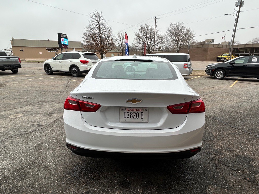 2023 Chevrolet Malibu Image 4