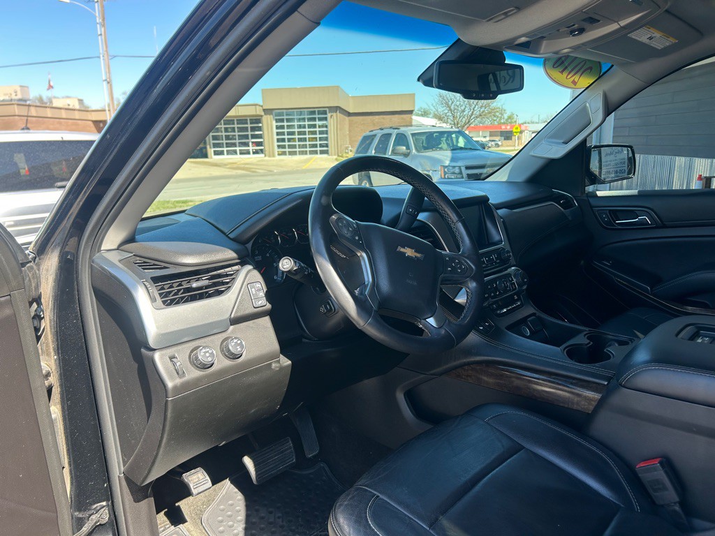 2016 Chevrolet Tahoe Image 17