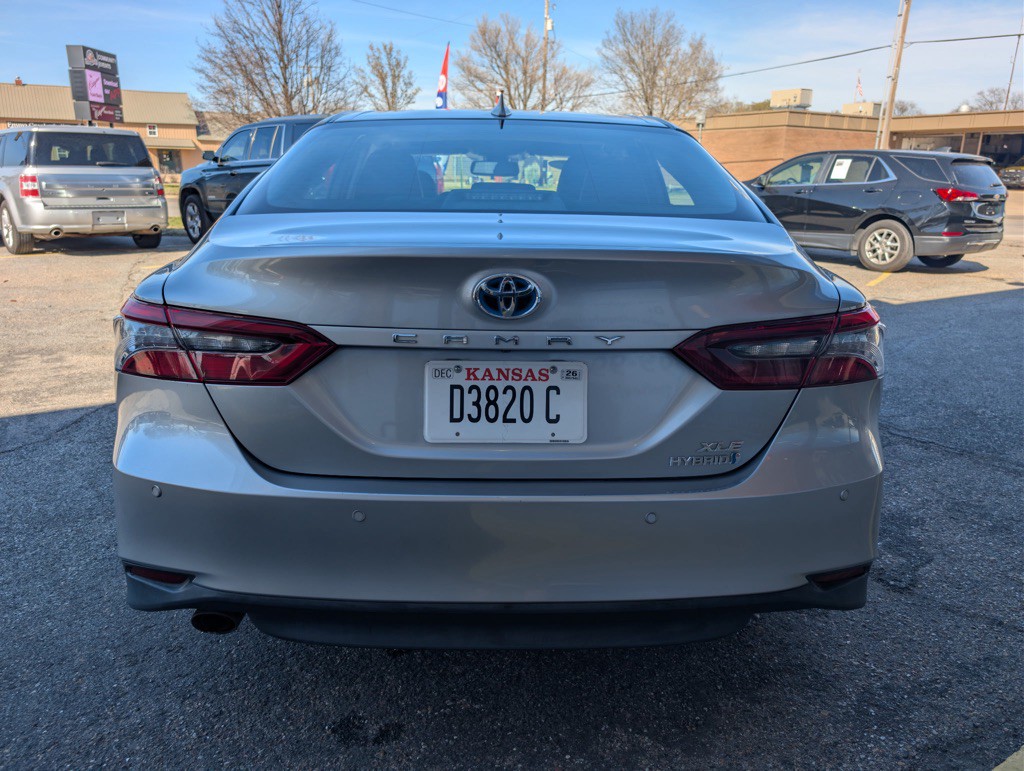 2021 Toyota Camry Image 4