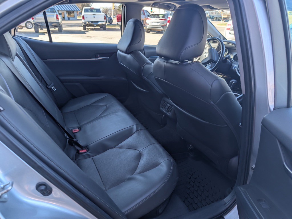 2021 Toyota Camry Image 12