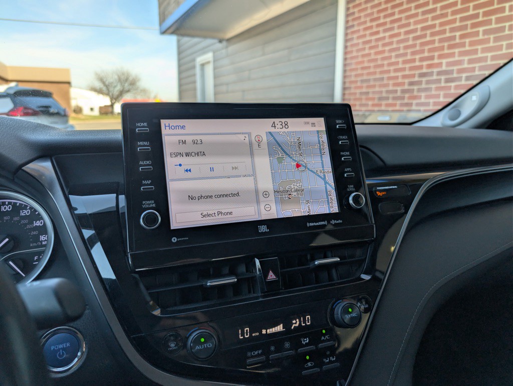 2021 Toyota Camry Image 16