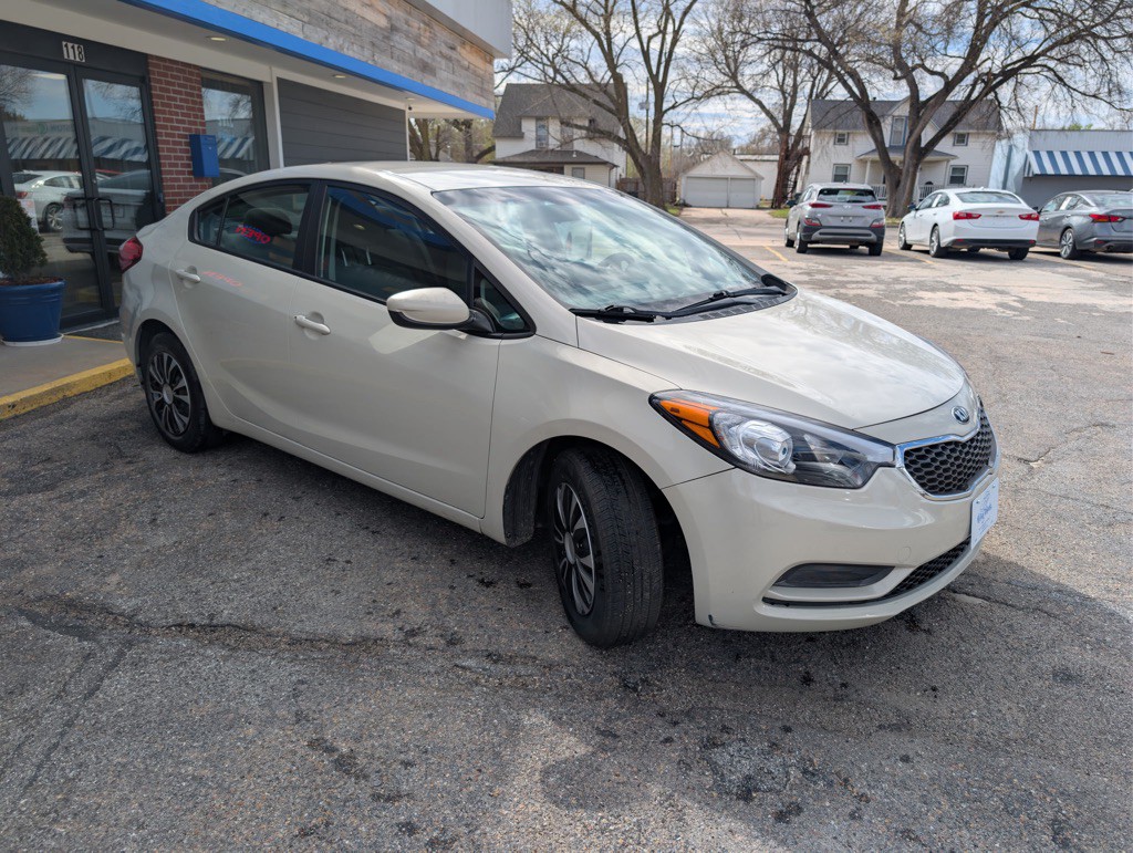 2015 Kia Forte Image 3