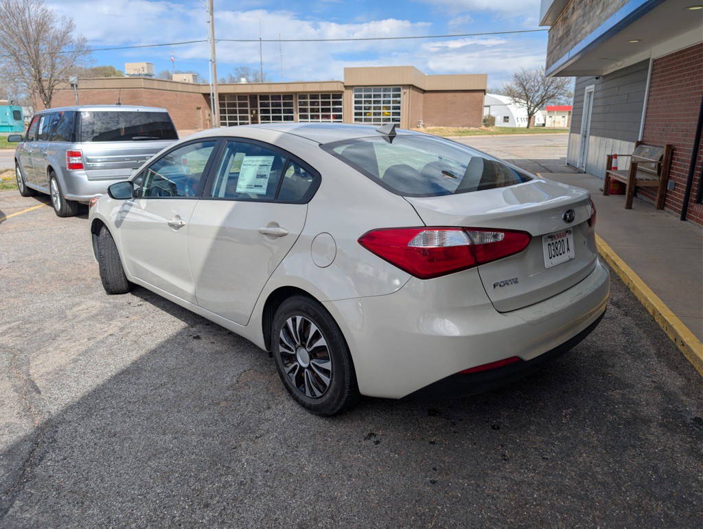 2015 Kia Forte Image 7