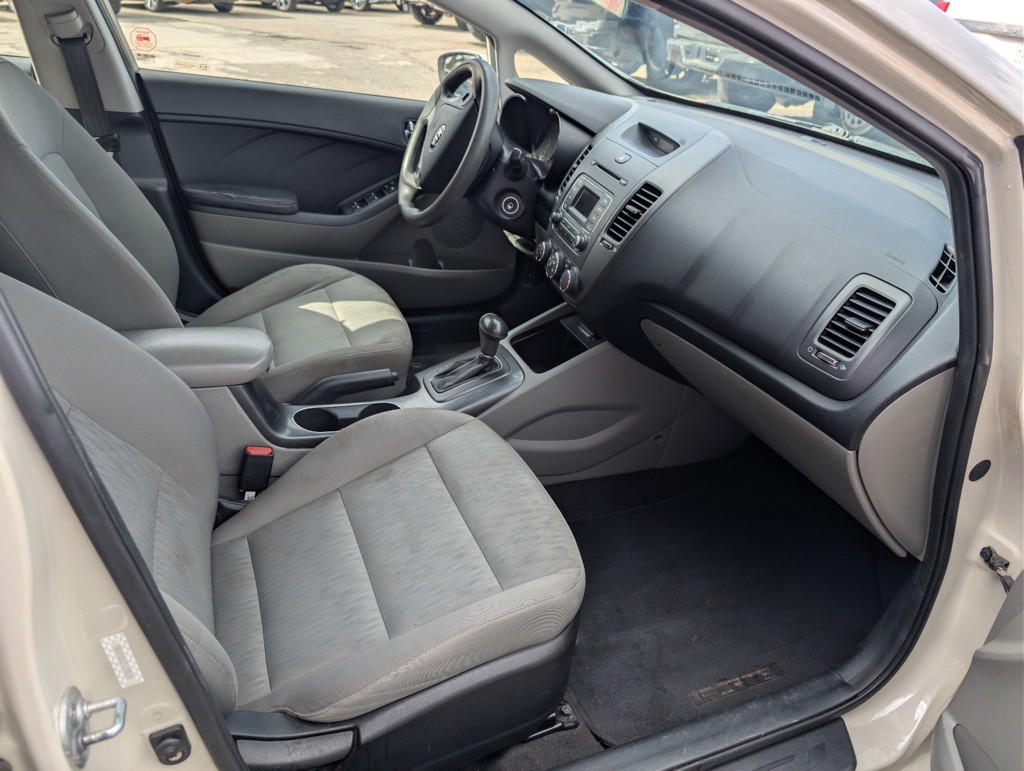 2015 Kia Forte Image 10