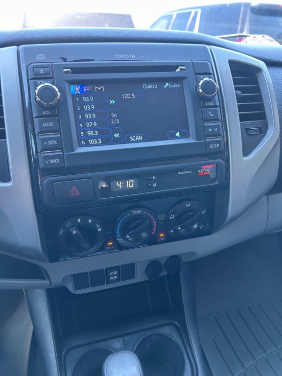 2013 Toyota Tacoma Image 16