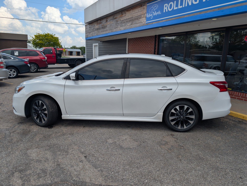 2017 Nissan Sentra Image 8